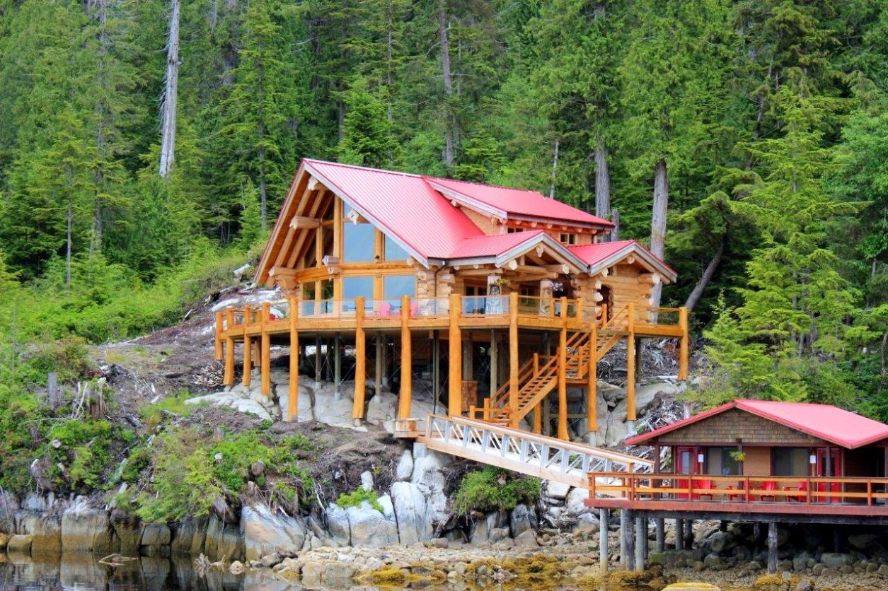 Duncanby Lodge, Rivers Inlet BC